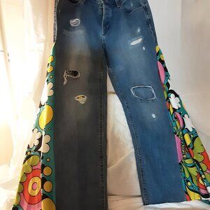 Upcycled bellbottom jeans Size 28/6